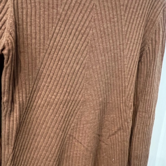 SOLD - Picture 3 of 9